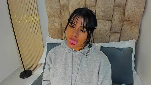 amatista  smith online show from 11.09.25