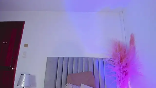 LucyJhonnsonn online show from 01.26.25