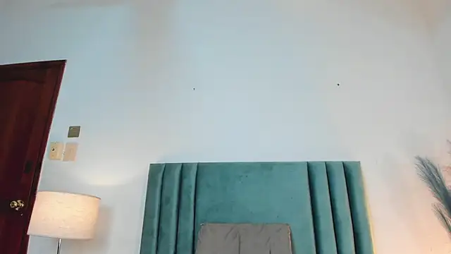 LucyJhonnsonn online show from 02.01.25
