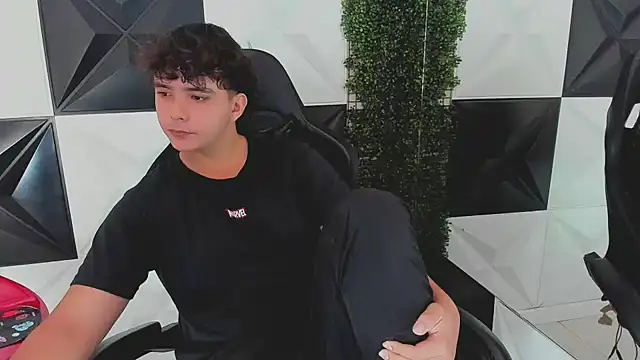 Dani cumboy online show from 09.30.25