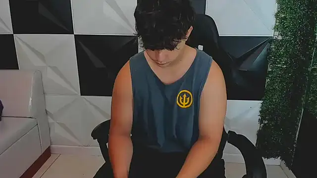 Dani cumboy online show from 10.04.25