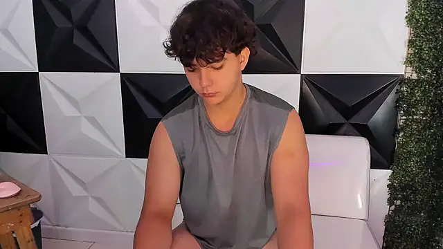 Dani cumboy online show from 11.06.25