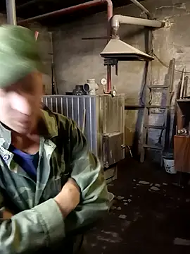 Snapshot of MityaXLoves chatting on 10.15.25 MityaXLoves online show from 10.15.25