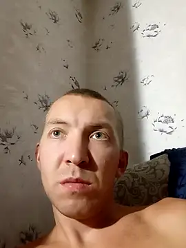 Snapshot of MityaXLoves chatting on 10.21.25 MityaXLoves online show from 10.21.25