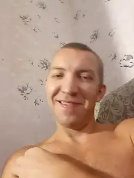 Snapshot of MityaXLoves chatting on 10.25.25 MityaXLoves online show from 10.25.25