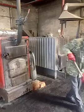 Snapshot of MityaXLoves chatting on 10.31.25 MityaXLoves online show from 10.31.25