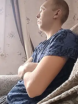 MityaXLoves online show from 01.18.26