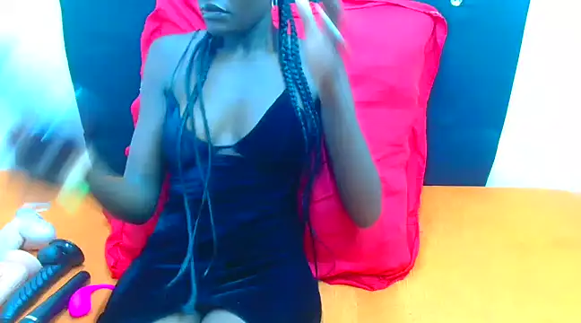 VANESAAMBER23 online show from 01.26.25