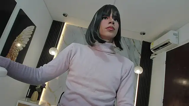 Snapshot of Tiff_Valentine chatting on 01.25.25 Tiff Valentine online show from 01.25.25