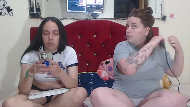 Snapshot of Lola_barbara chatting on 12.14.24 Lola barbara online show from 12.14.24