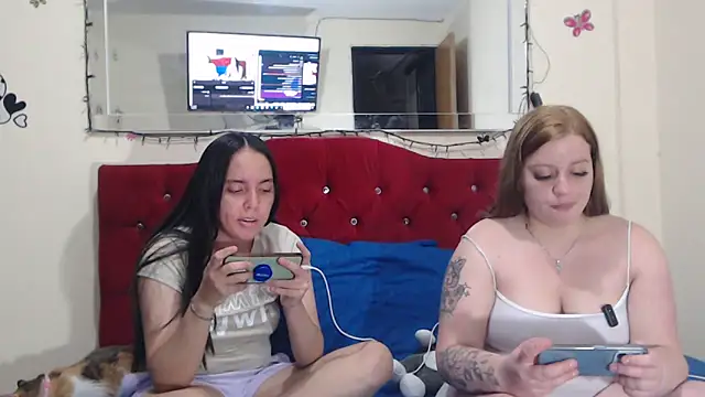 Snapshot of Lola_barbara chatting on 01.04.25 Lola barbara online show from 01.04.25