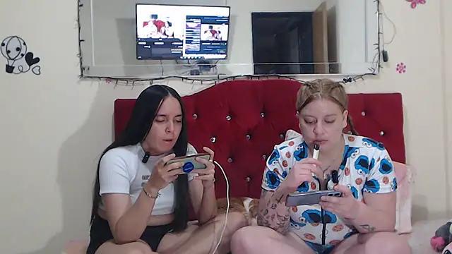 Snapshot of Lola_barbara chatting on 01.09.25 Lola barbara online show from 01.09.25