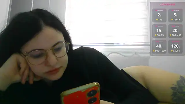 Snapshot of German_Eva chatting on 02.01.25 German Eva online show from 02.01.25