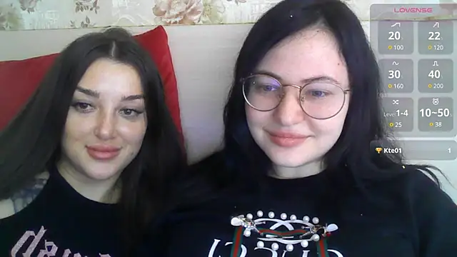 Snapshot of German_Eva chatting on 03.15.25 German Eva online show from 03.15.25