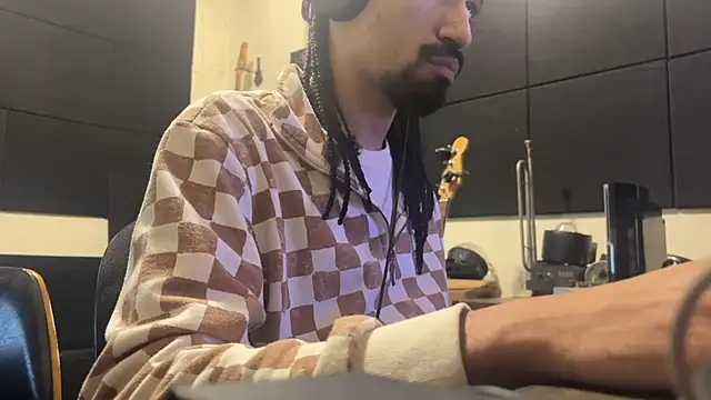 hotcamboy420 online show from 11.26.25