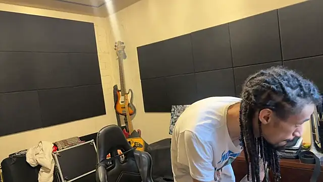 hotcamboy420 online show from 03.20.26