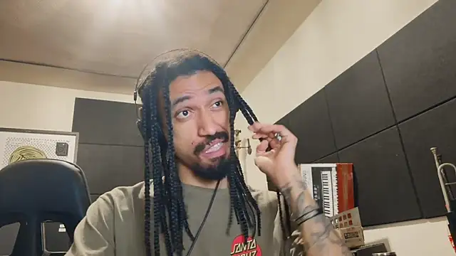 Snapshot of hotcamboy420 chatting on 07.03.26 hotcamboy420 online show from 07.03.26