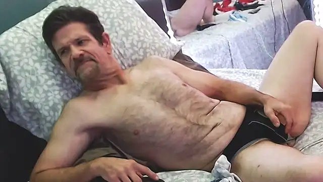 Snapshot of allenspuninfla chatting on 12.26.24 allenspuninfla online show from 12.26.24