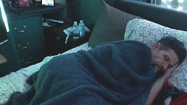 Snapshot of allenspuninfla chatting on 01.15.25 allenspuninfla online show from 01.15.25