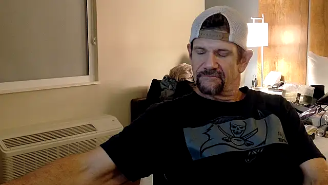 Snapshot of allenspuninfla chatting on 09.17.25 allenspuninfla online show from 09.17.25