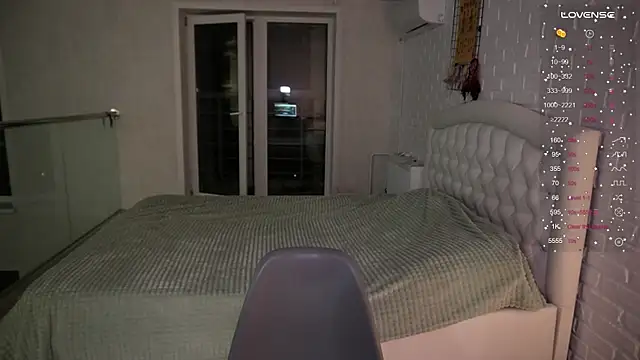 Jantrlatex online show from 09.21.25