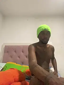 Snapshot of J232001 chatting on 02.19.25 J232001 online show from 02.19.25