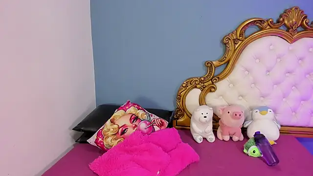 AlanaJones1 online show from 03.04.26