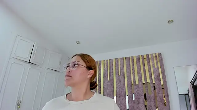 LeahxBarker online show from 01.23.25