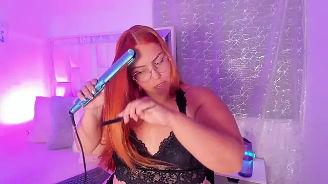 LeahxBarker online show from 10.10.25