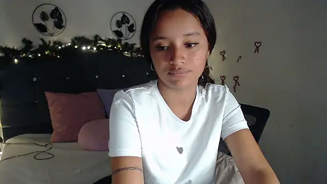 mia sweetdc online show from 12.16.24