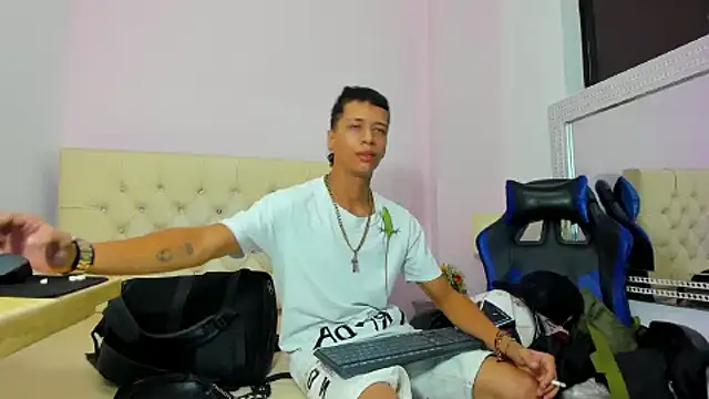 Ashley James online show from 02.07.25