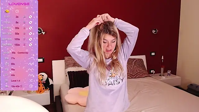 sexy blondegirl online show from 12.03.24