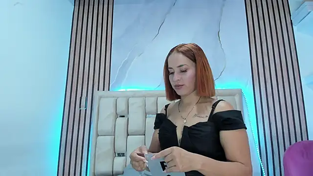 Snapshot of ChloeParkss_ chatting on 12.11.24 ChloeParkss online show from 12.11.24