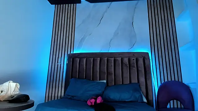 Snapshot of ChloeParkss_ chatting on 02.09.25 ChloeParkss online show from 02.09.25