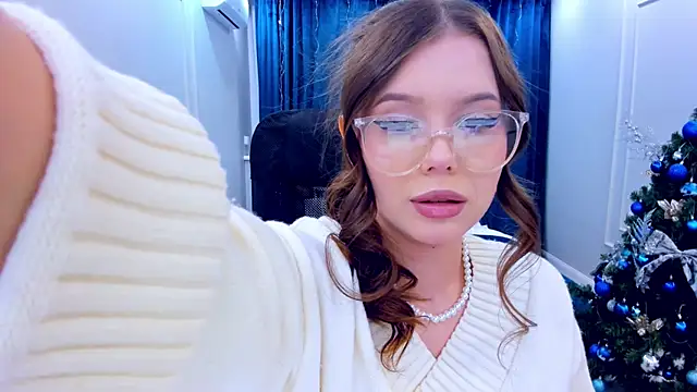 FollowLovee online show from 12.22.24