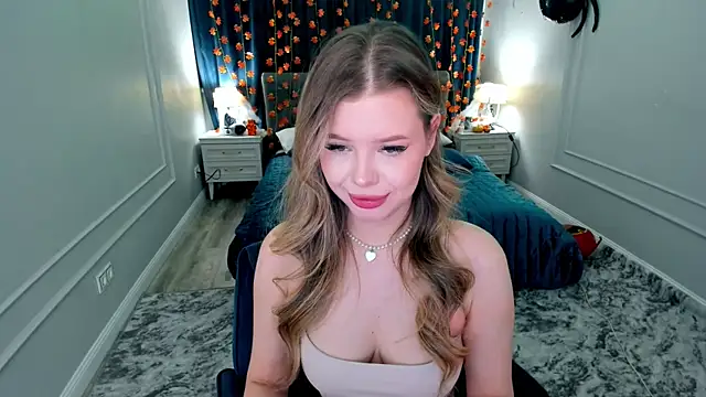 FollowLovee online show from 10.24.25