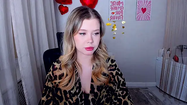 FollowLovee online show from 02.22.26
