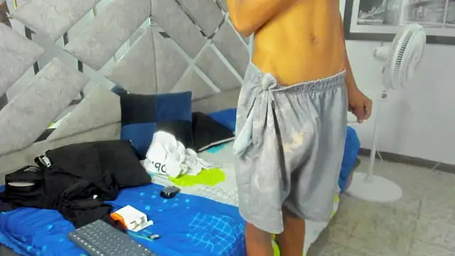 EvaxEmma online show from 01.08.26