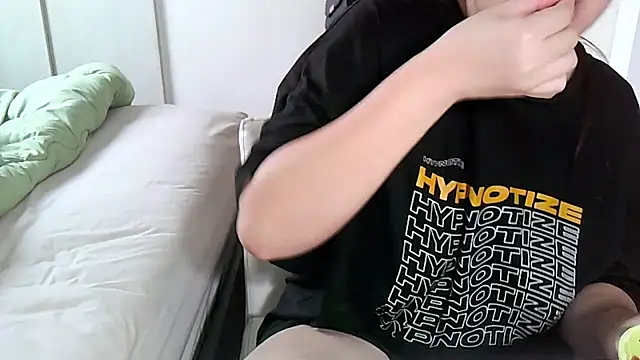 iamMalixxx online show from 09.28.25