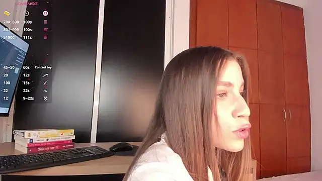 LynnSam  online show from 02.03.26