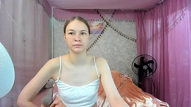leila bambi  online show from 06.01.26