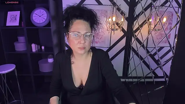 Anita Muse online show from 12.15.24