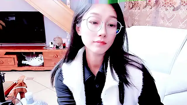 Snapshot of NIAN-er chatting on 01.01.25 NIAN-er online show from 01.01.25