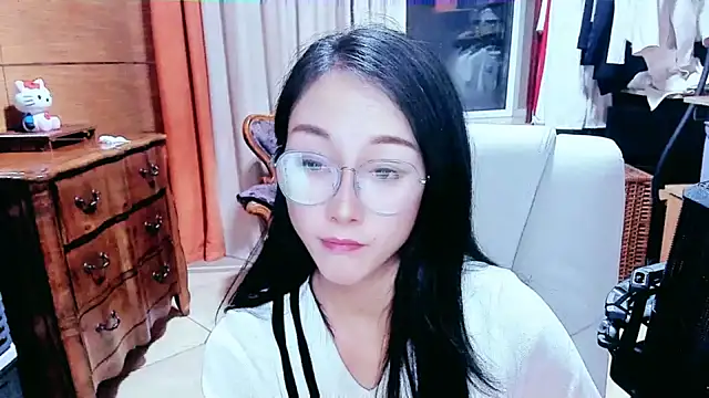 Snapshot of NIAN-er chatting on 03.02.25 NIAN-er online show from 03.02.25