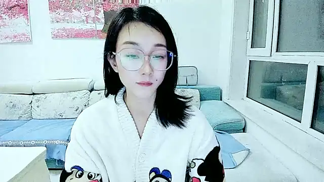 Snapshot of NIAN-er chatting on 10.28.25 NIAN-er online show from 10.28.25