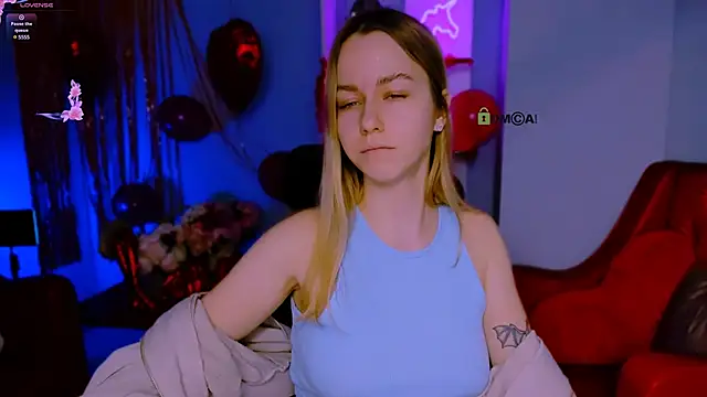 mary mooore online show from 02.21.25