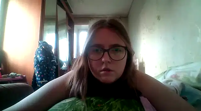 Snapshot of DesireMelissa chatting on 01.21.25 DesireMelissa online show from 01.21.25