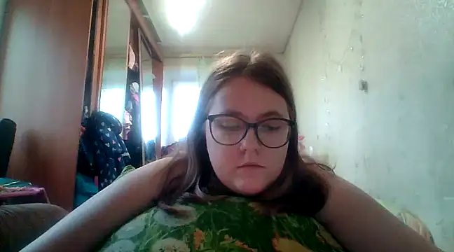 Snapshot of DesireMelissa chatting on 01.27.25 DesireMelissa online show from 01.27.25