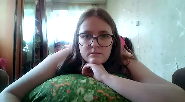 Snapshot of DesireMelissa chatting on 02.07.25 DesireMelissa online show from 02.07.25