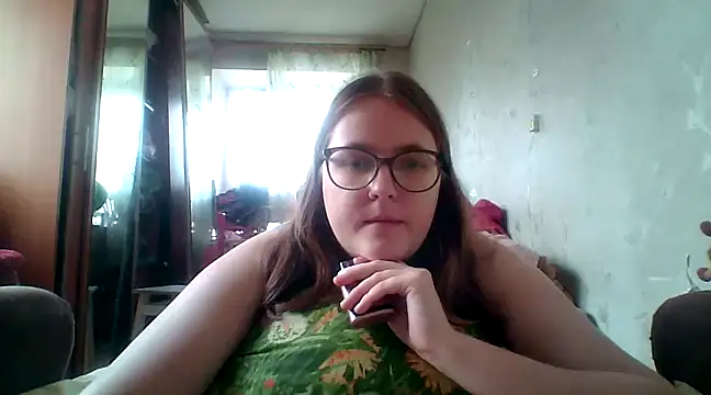 Snapshot of DesireMelissa chatting on 02.08.25 DesireMelissa online show from 02.08.25